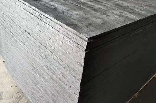 沥青杉木板与沥青木板有何不同？